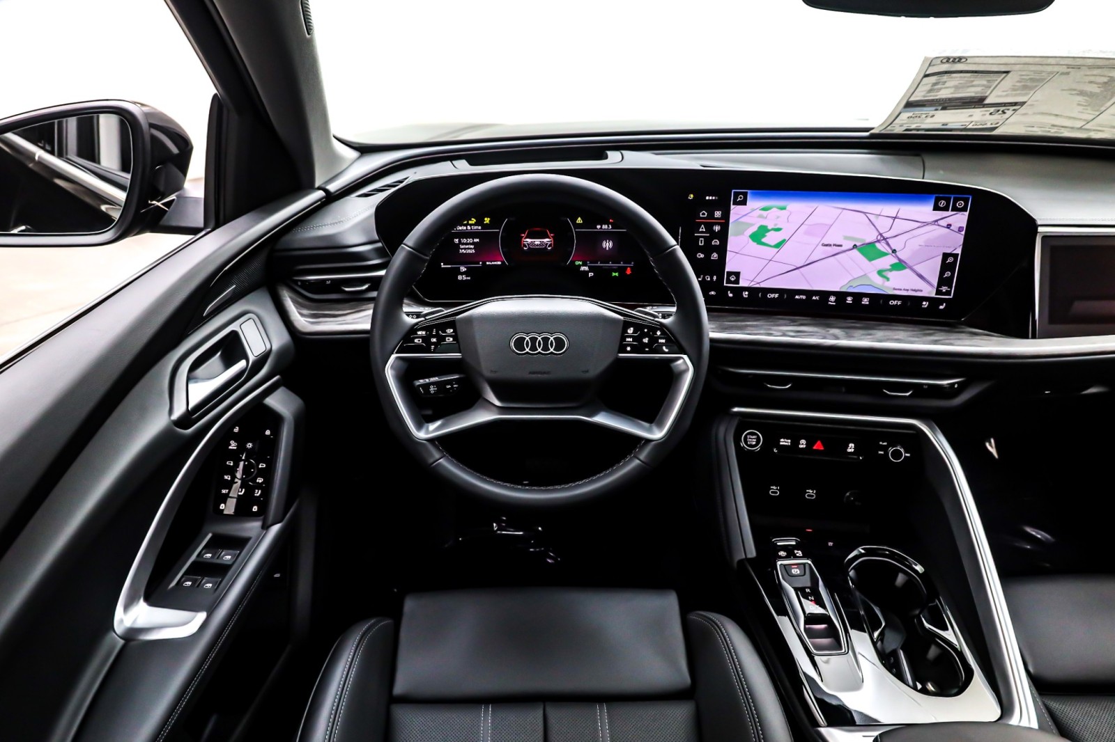 2025 Audi Q5 Prestige TFSI Premium photo 4