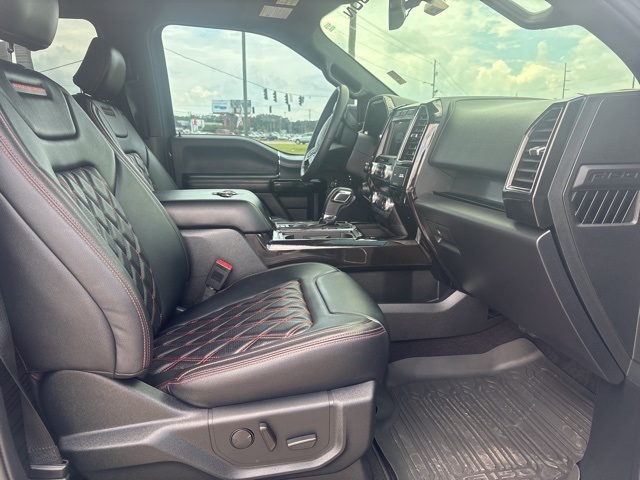 2019 Ford F-150 Lariat photo 10