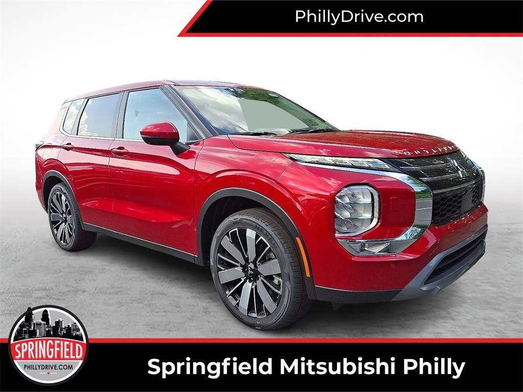 2025 Mitsubishi Outlander SE's photo