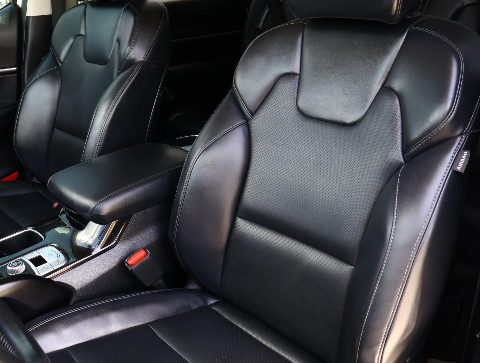2024 Kia Telluride S photo 11