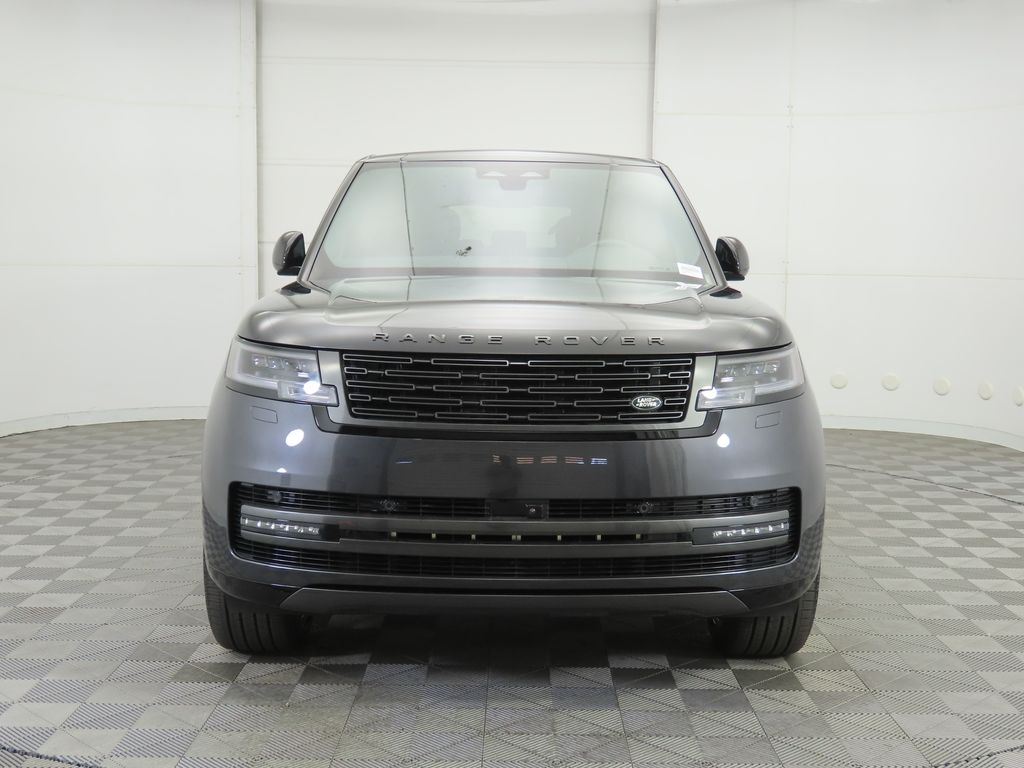 2025 Land Rover Range Rover SE photo 2