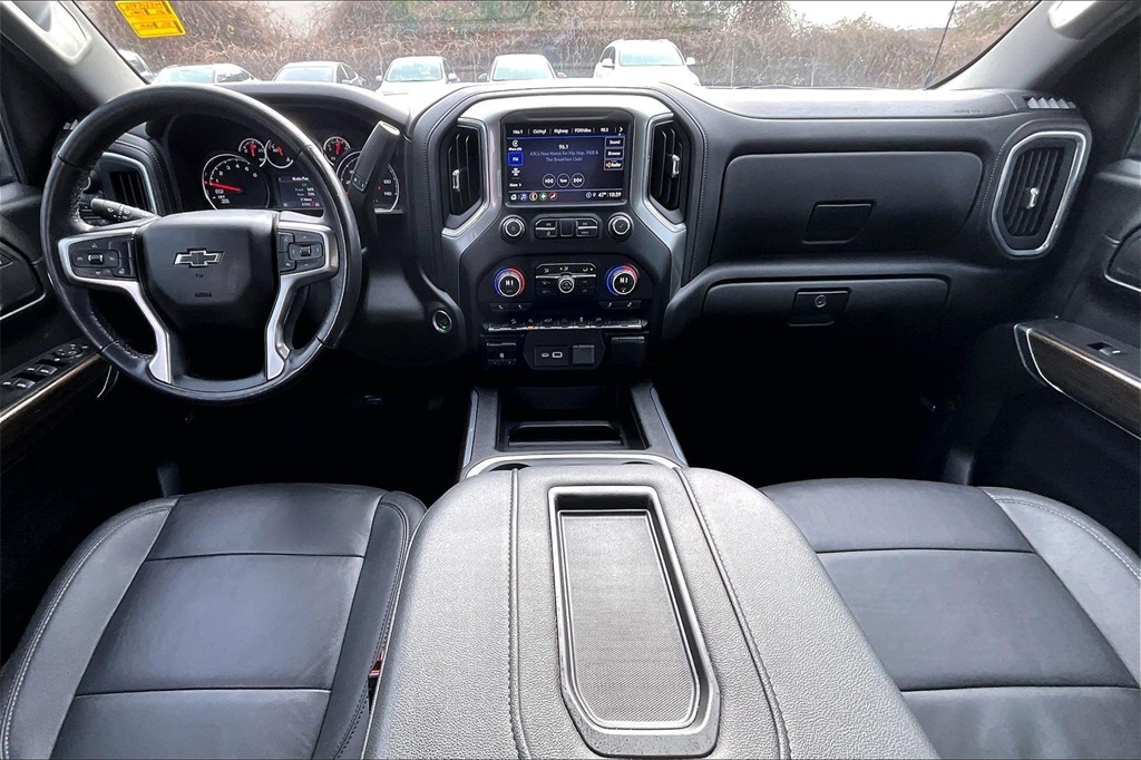 2021 Chevrolet Silverado 1500 RST photo 4