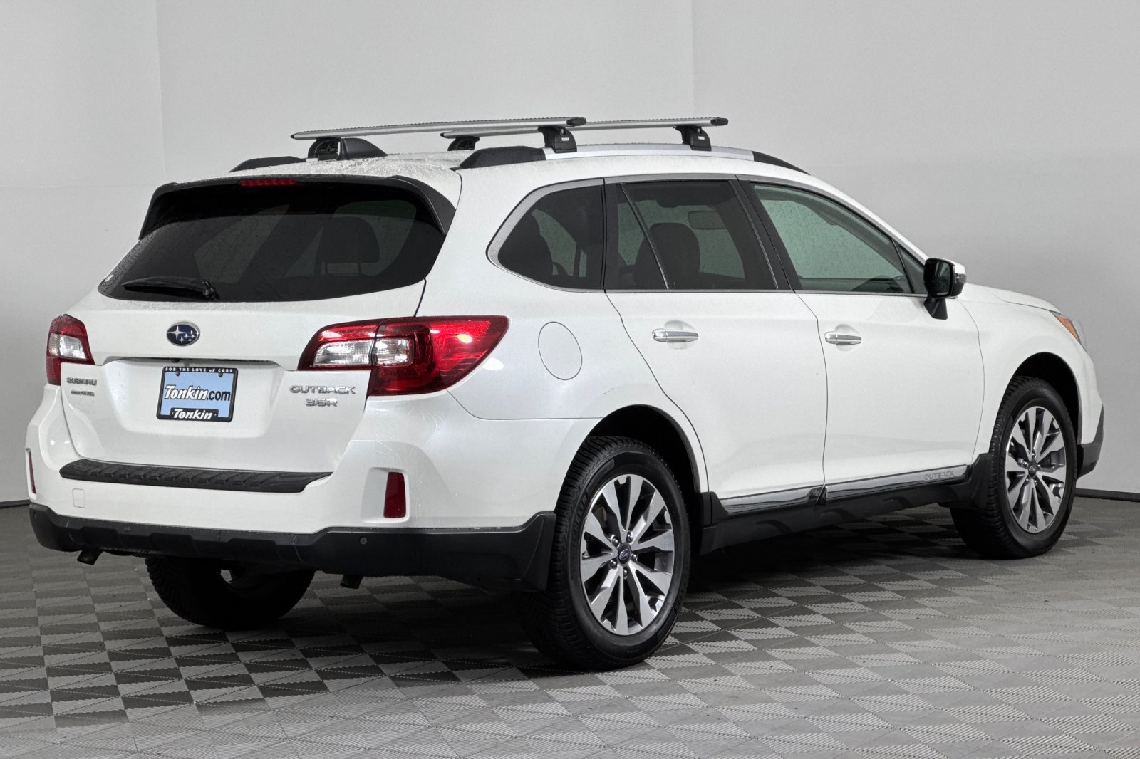 2017 Subaru Outback 3.6R photo 4