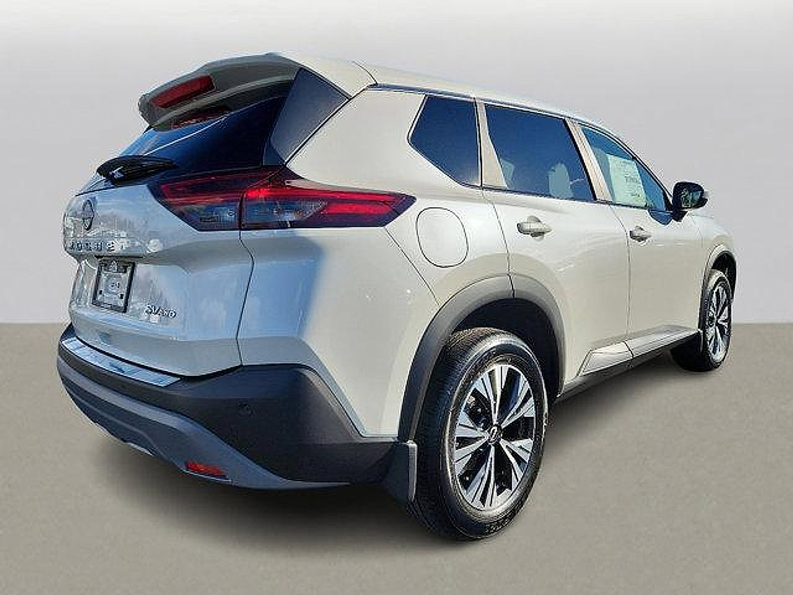 2023 Nissan Rogue SV photo 4