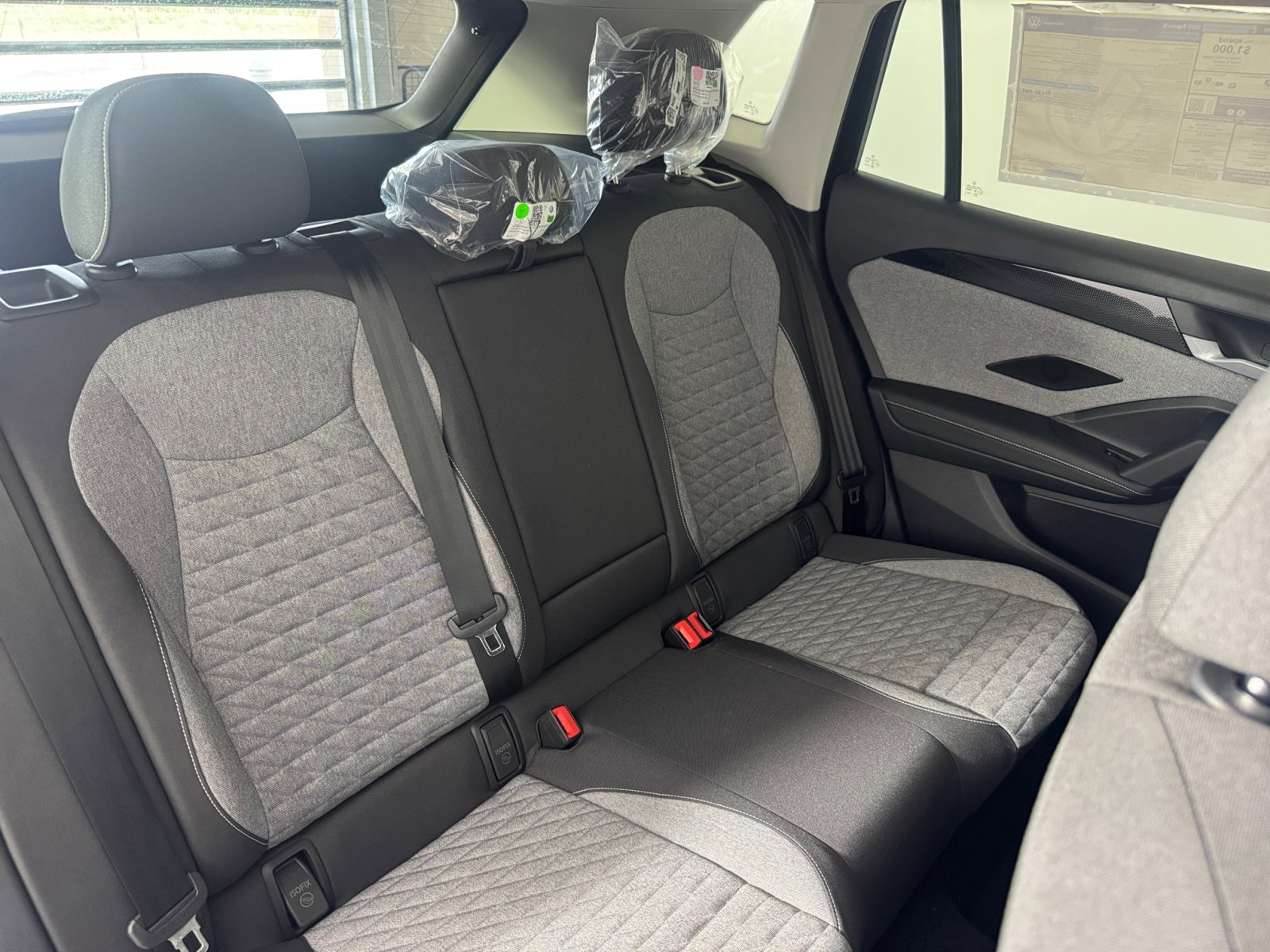 2025 Volkswagen Tiguan S photo 14