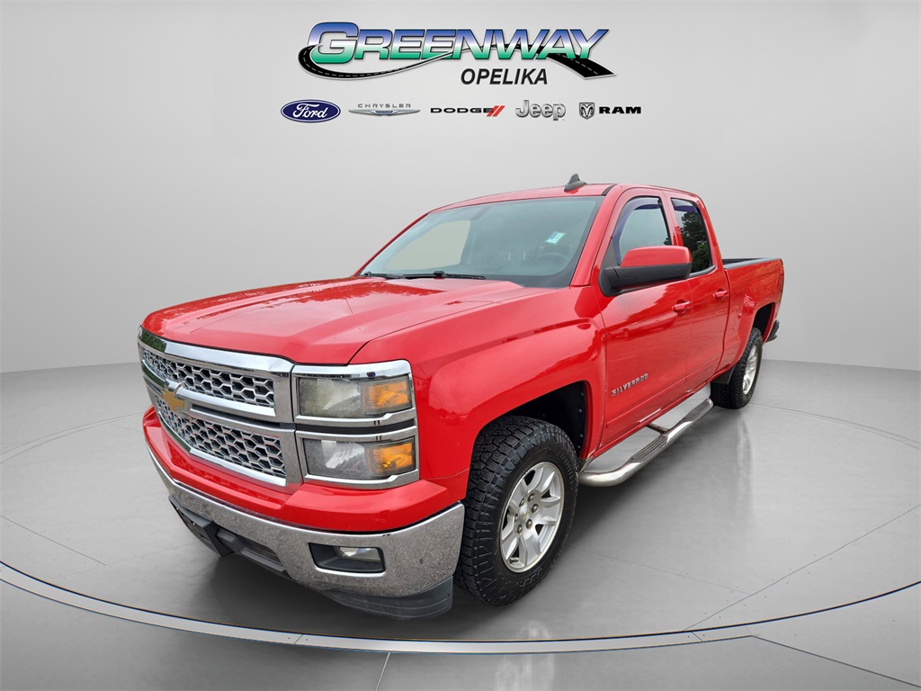 2015 Chevrolet Silverado 1500 LT photo 2