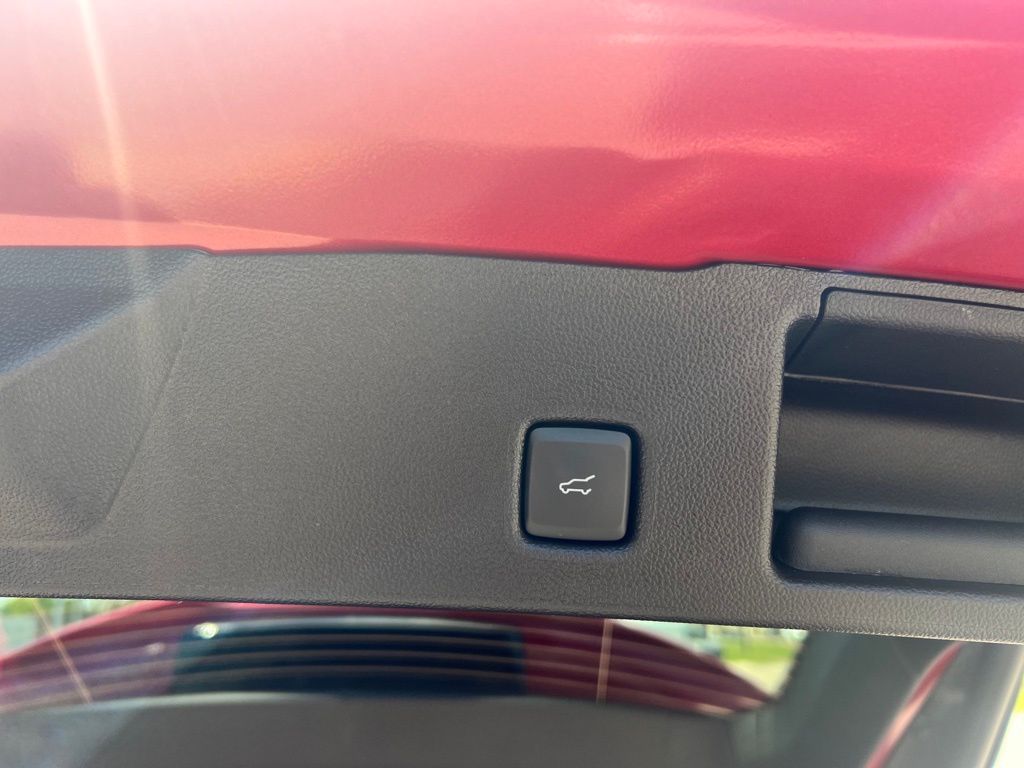 2025 Ford Escape ST-Line photo 18