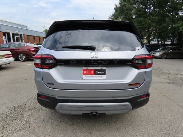 2025 Honda Pilot TrailSport photo 2