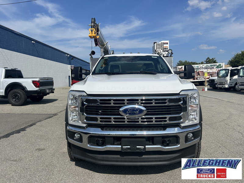 2024 Ford F-600 photo 3