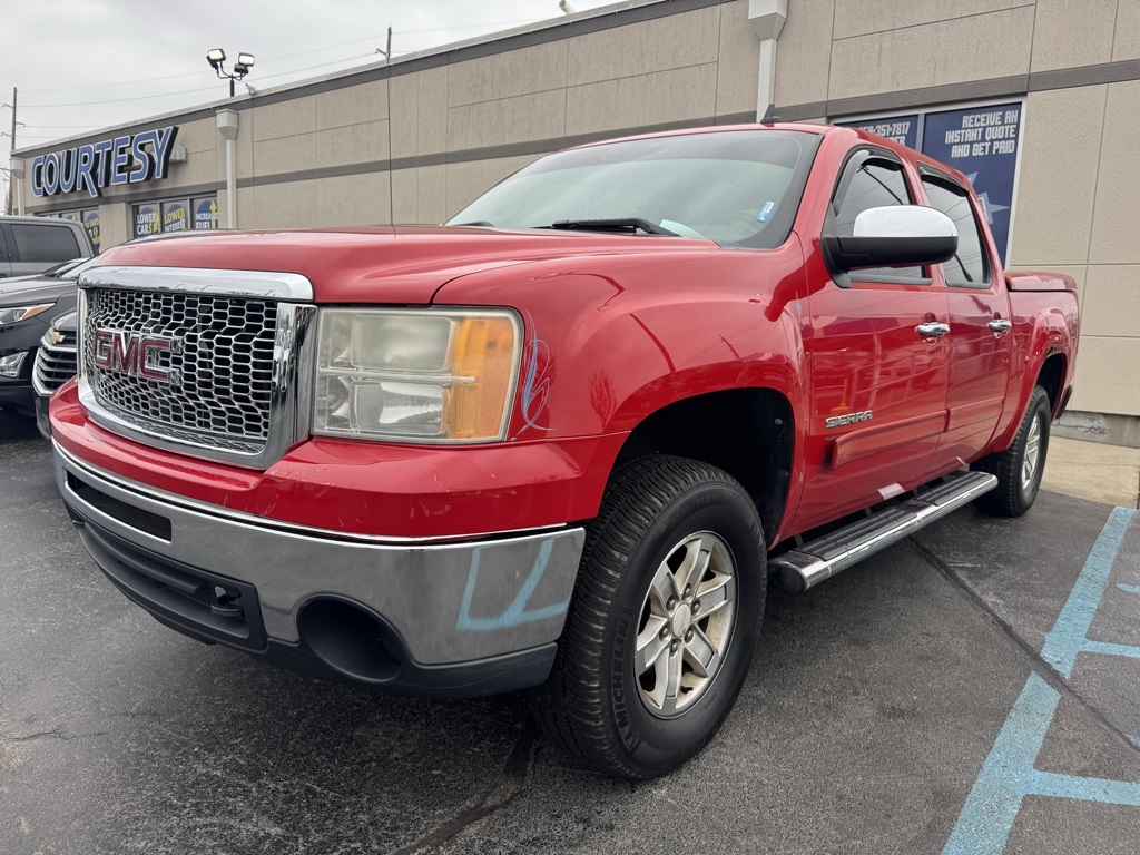 2011 GMC Sierra SLE's photo
