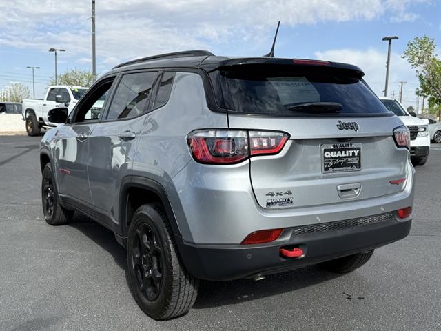 2023 Jeep Compass Trailhawk photo 2