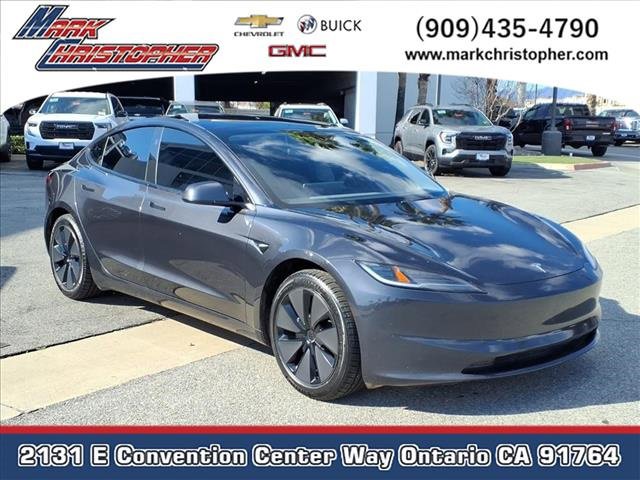 2025 Tesla Model 3 Performance's photo