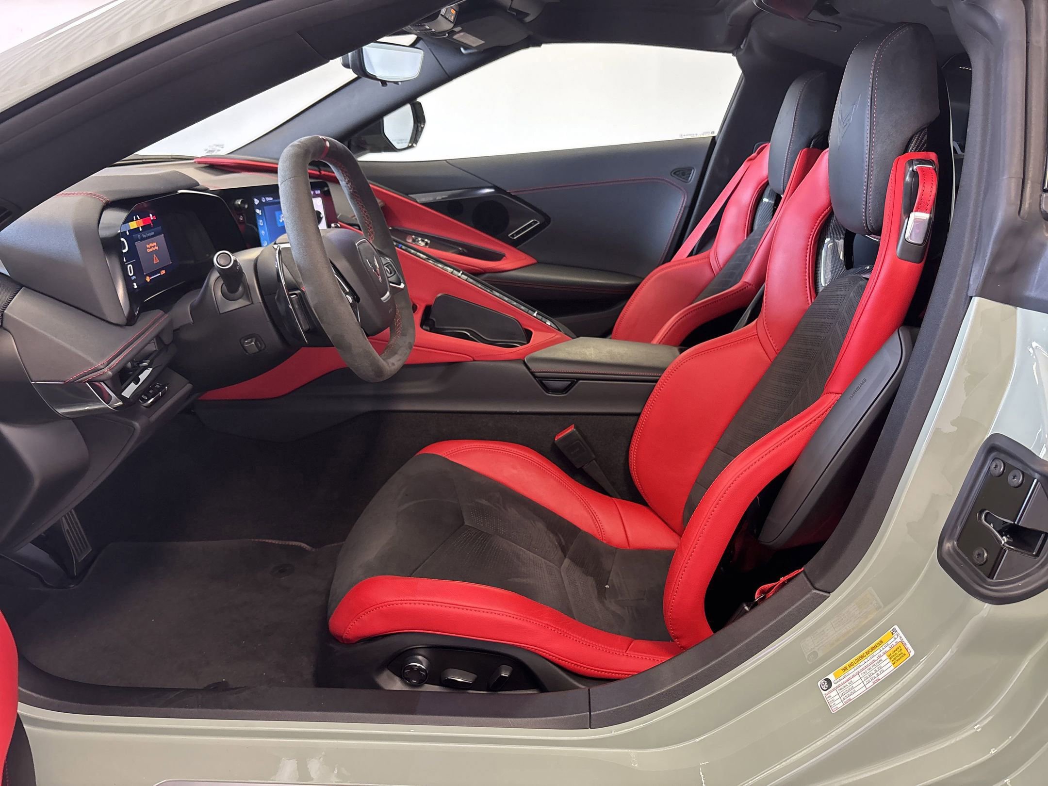 2024 Chevrolet Corvette Stingray 2LT Coupe photo 5