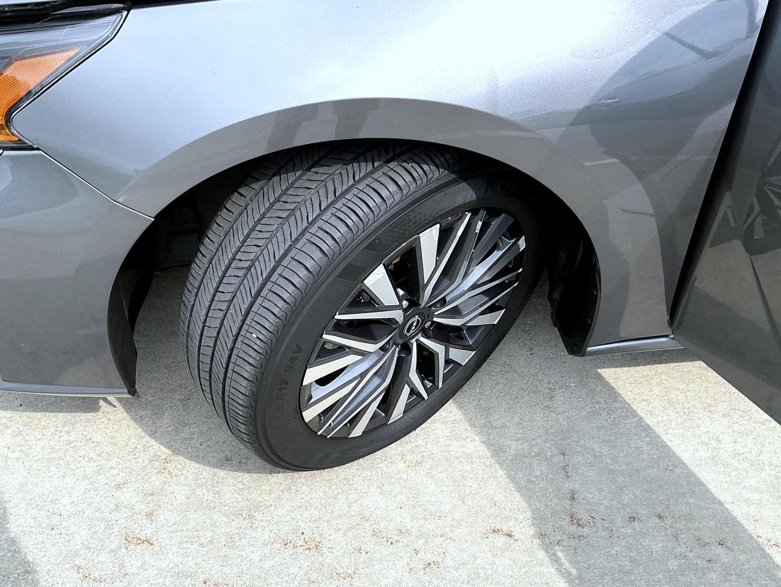2024 Nissan Altima 2.5 SV photo 24