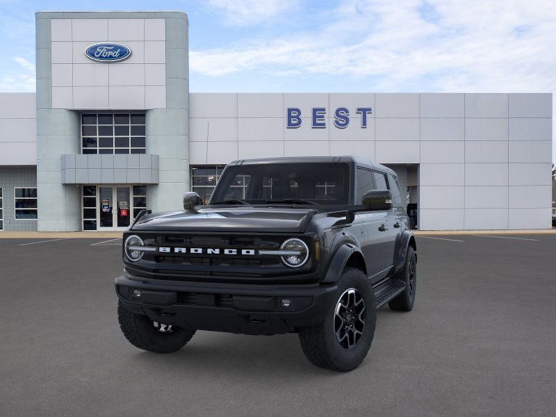 2025 Ford Bronco Outer Banks photo 2