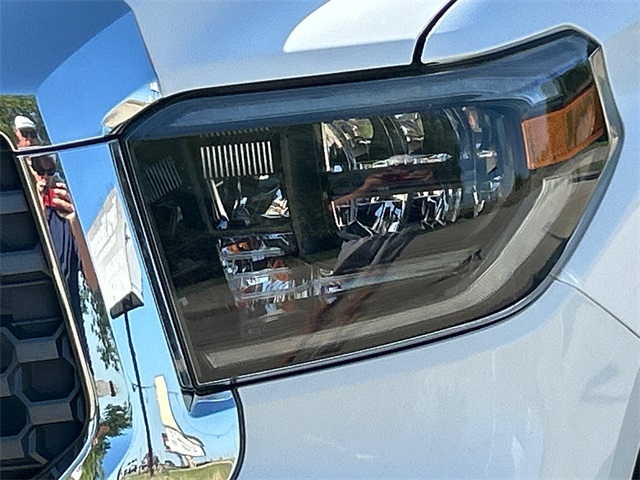 2019 Toyota Tundra SR5 Grade photo 4