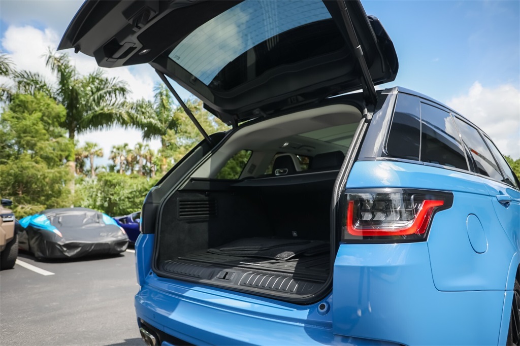 2022 Land Rover Range Rover Sport SVR photo 15