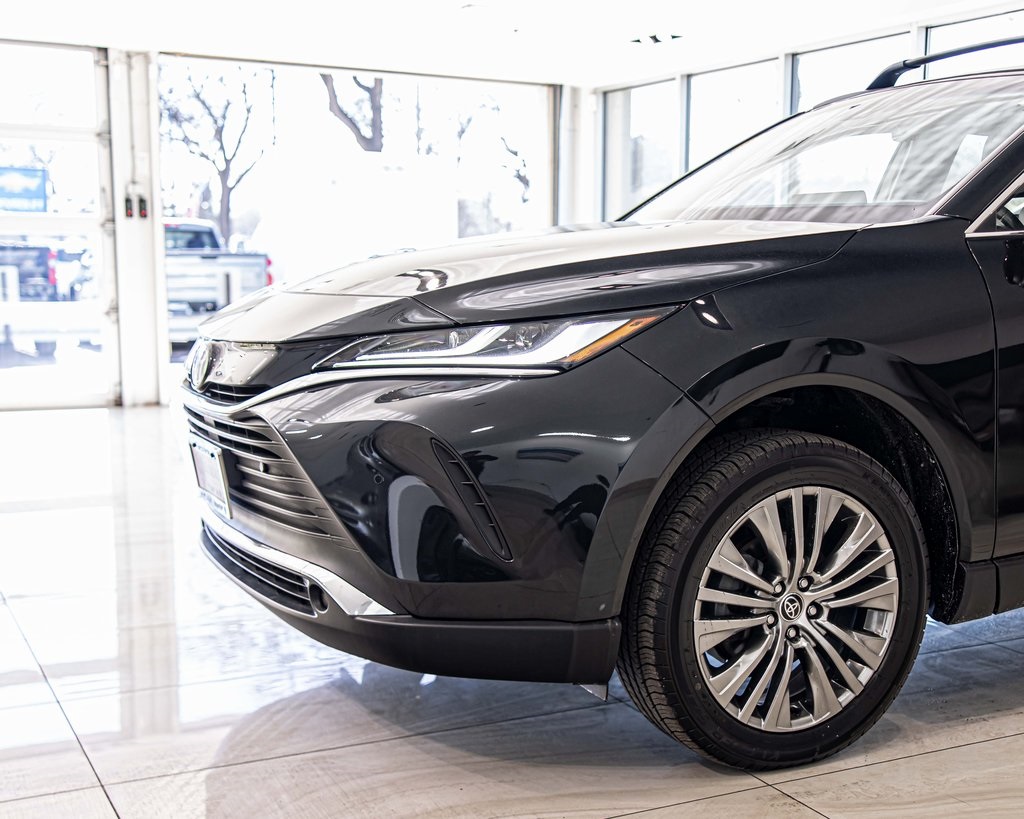 2022 TOYOTA VENZA - Image 4