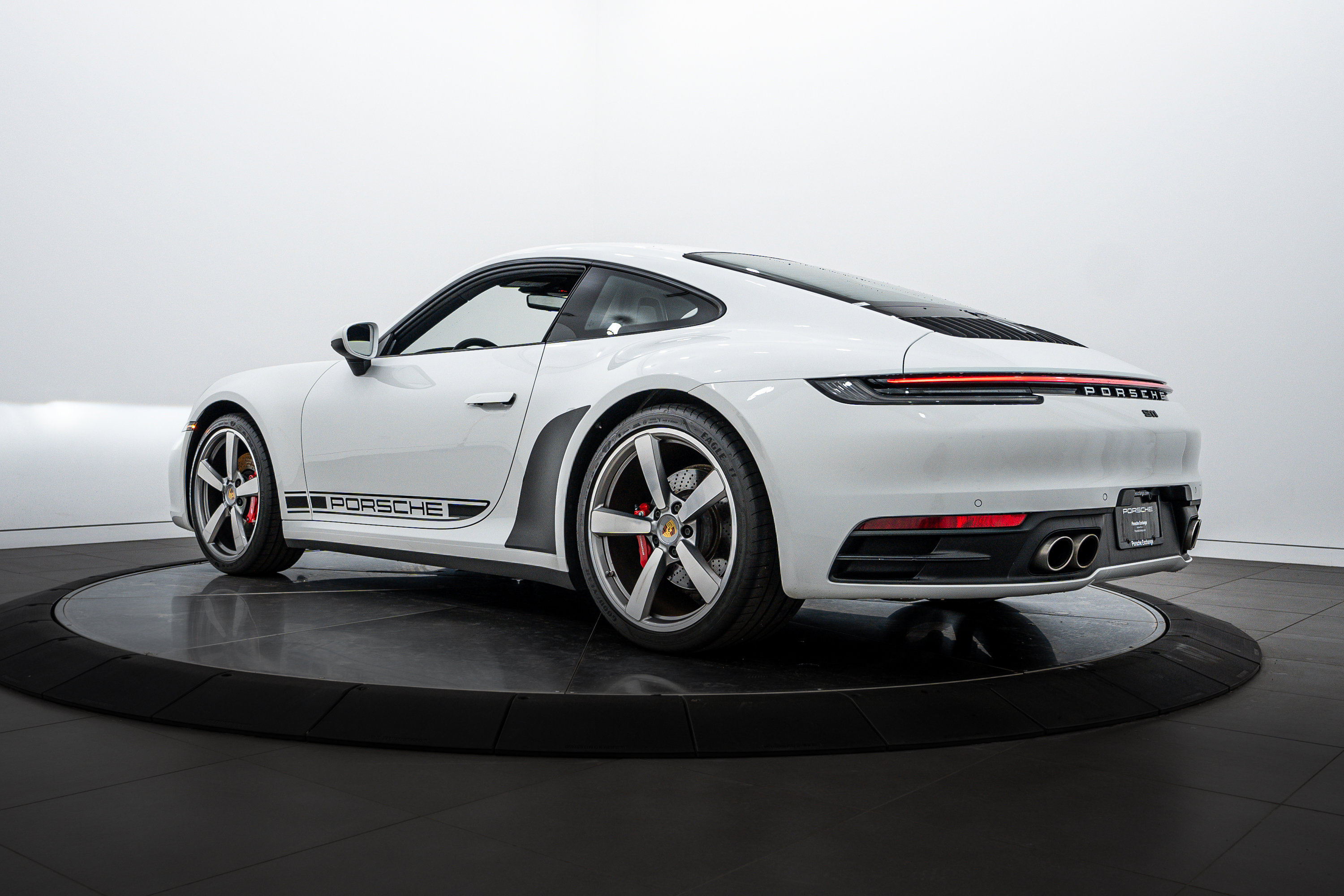 2022 Porsche 911 S photo 3