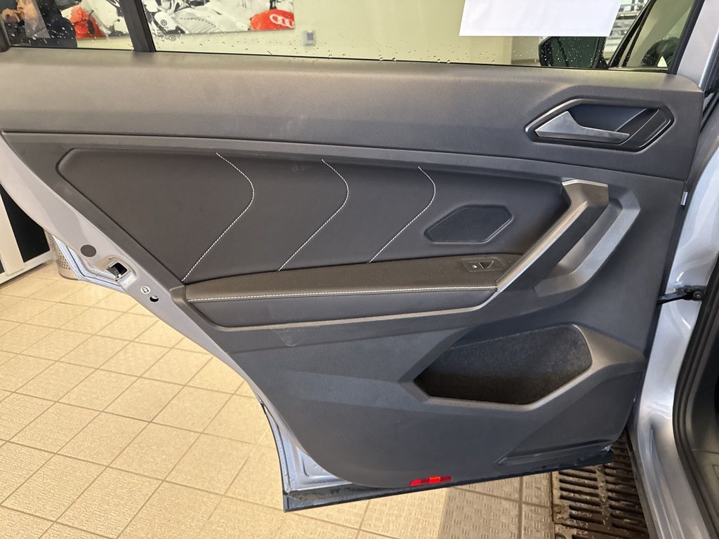 2024 Volkswagen Tiguan SE Wolfsburg Edition photo 13