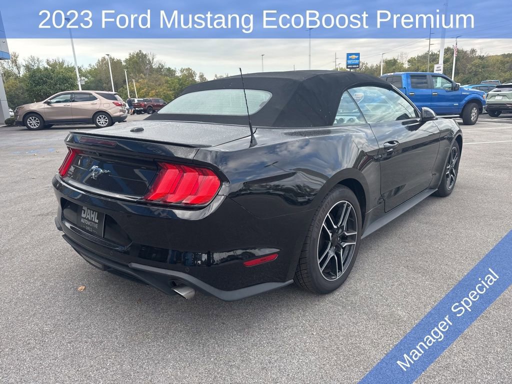 2023 Ford Mustang EcoBoost Premium photo 3