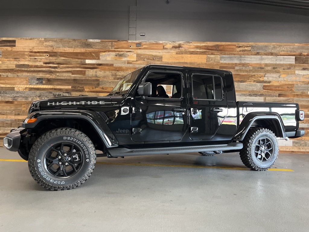 2025 Jeep Gladiator Sport photo 48