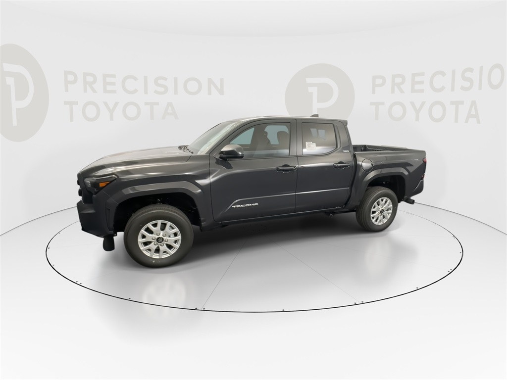 2025 Toyota Tacoma SR5 photo 9