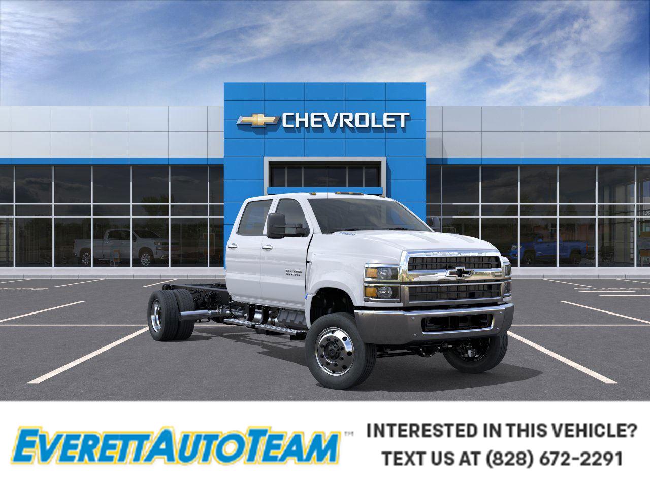 2025 Chevrolet Silverado 4500 Medium Duty Chassis Cab Work Truck's photo