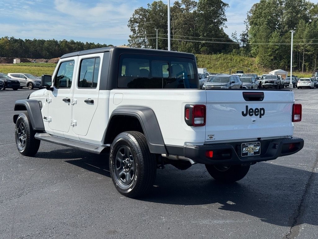 2024 Jeep Gladiator Sport photo 5
