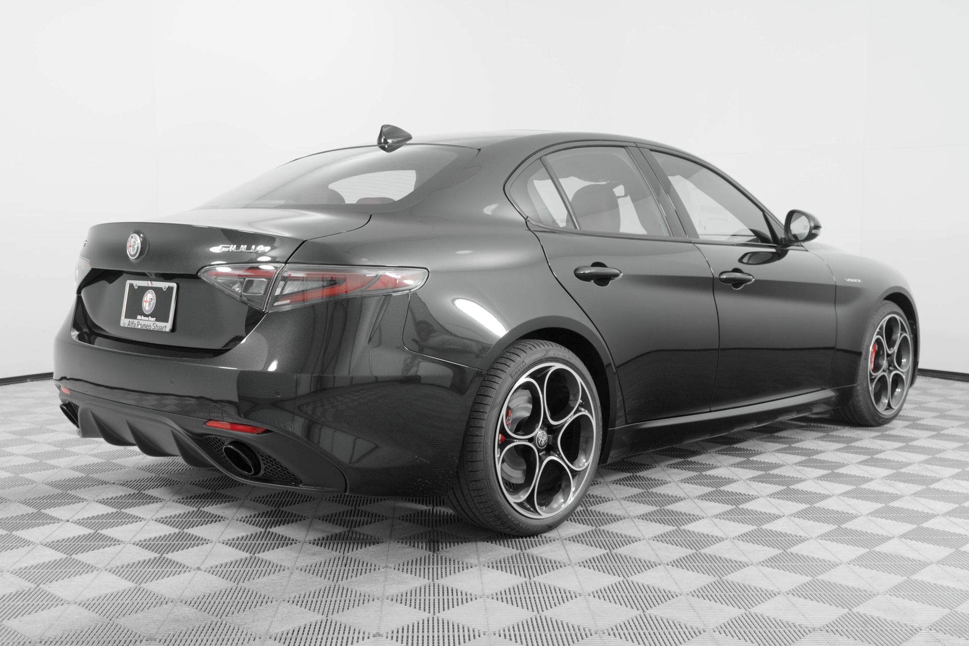 2025 Alfa Romeo Giulia SPRINT photo 7