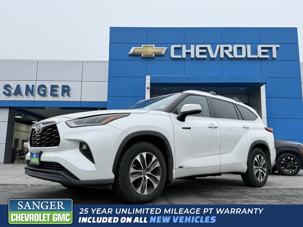 2021 Toyota Highlander XLE's photo