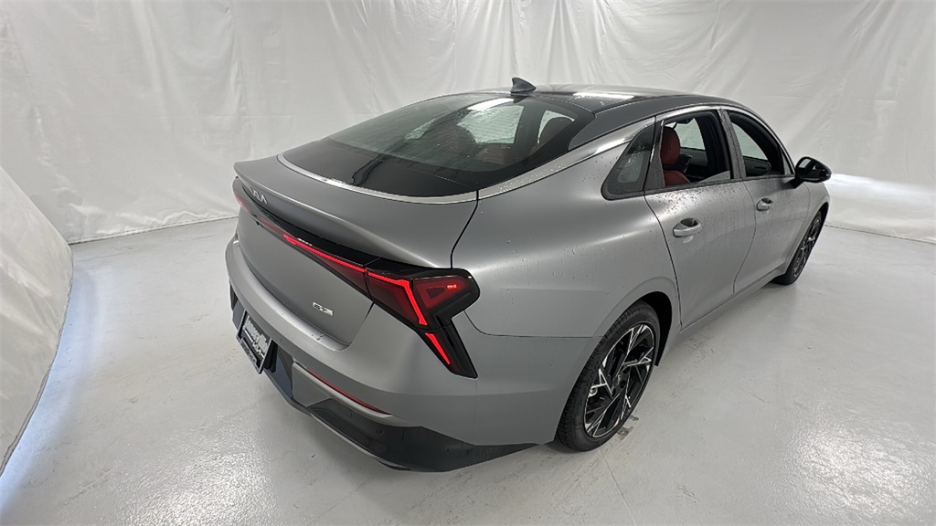 2026 Kia K5 GT-Line photo 3