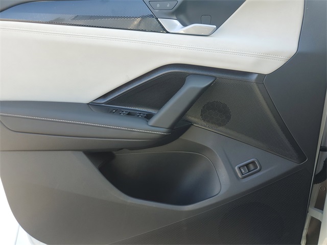 2025 Volkswagen Tiguan SE photo 27