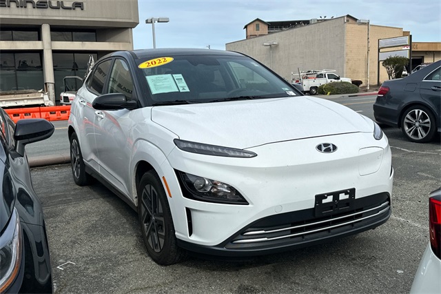 Used 2022 Hyundai Kona EV SEL with VIN KM8K23AG7NU154748 for sale in Seaside, CA