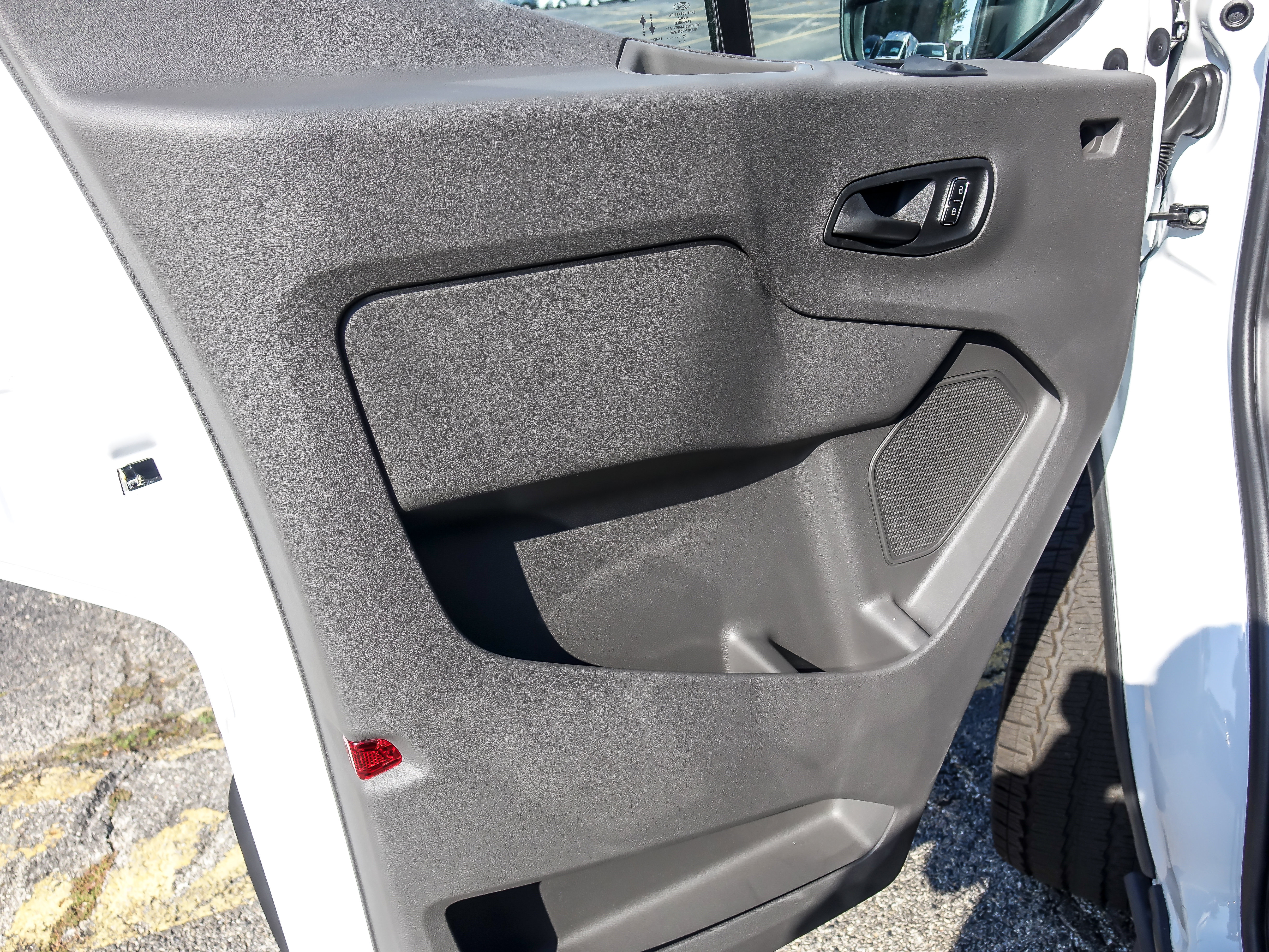 2025 FORD TRANSIT - Image 17