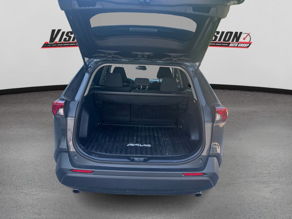 2024 Toyota RAV4 LE photo 11