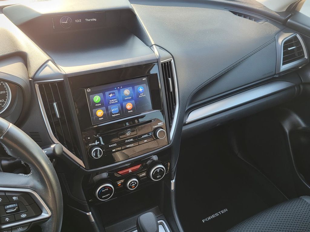 2023 Subaru Forester Premium photo 20
