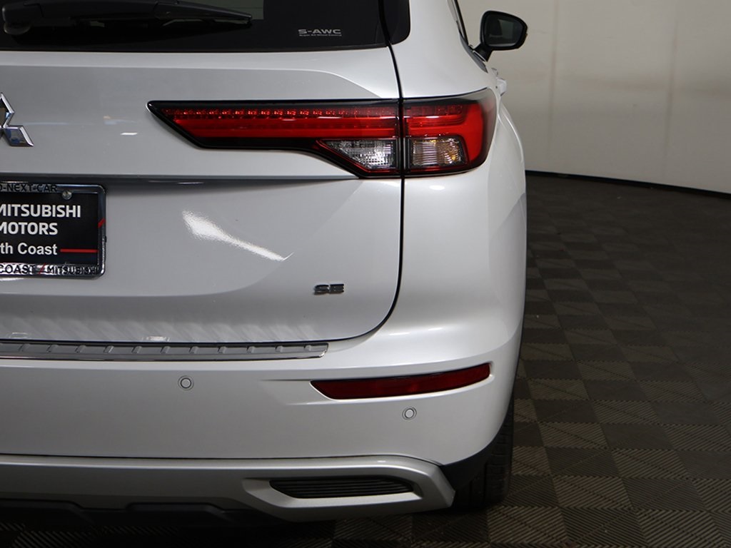 2024 Mitsubishi Outlander SE Ralliart photo 17