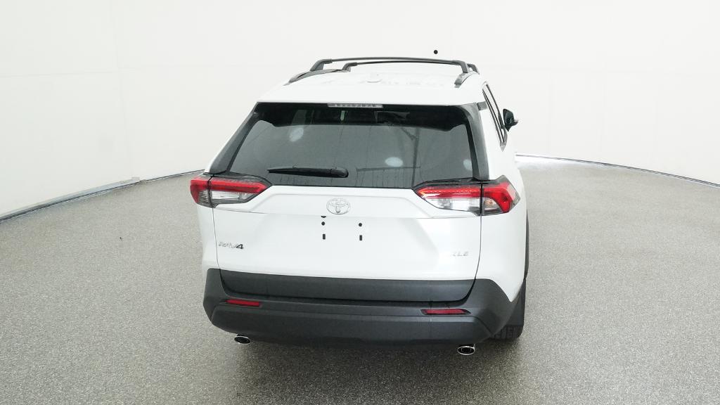2025 Toyota RAV4 XLE Premium photo 18