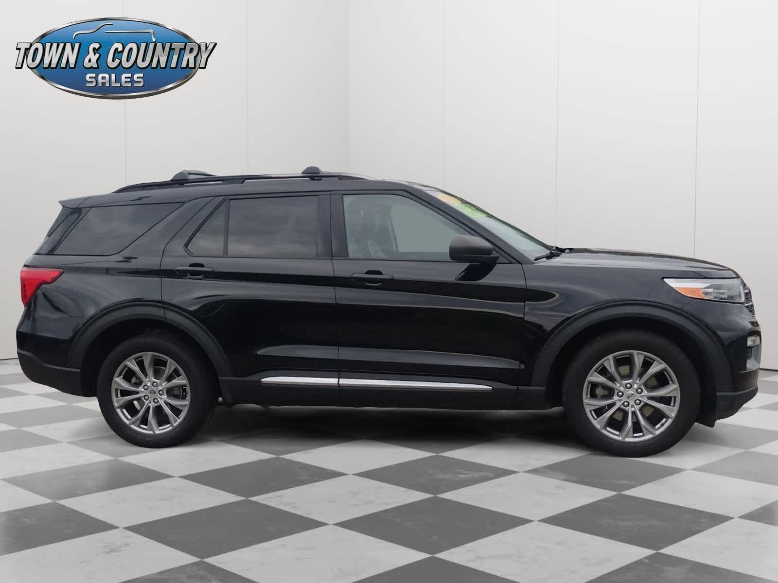 2021 Ford Explorer XLT photo 5