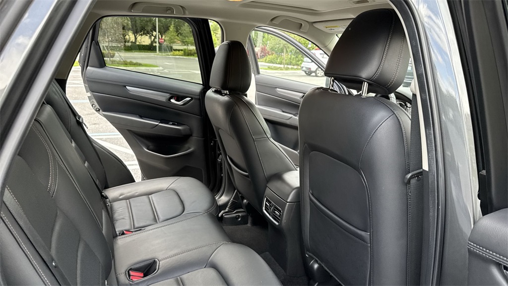 2023 Mazda CX-5 2.5 S Preferred photo 33