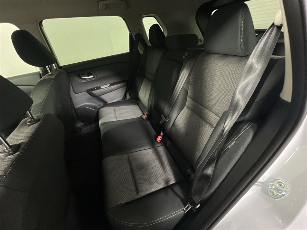 2026 Nissan Rogue SV photo 23