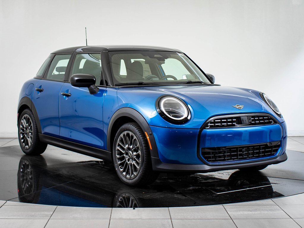 2026 Mini Cooper 4 Door Hardtop Signature photo 4