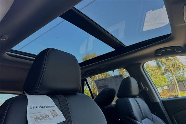 2025 Honda Pilot Touring photo 14