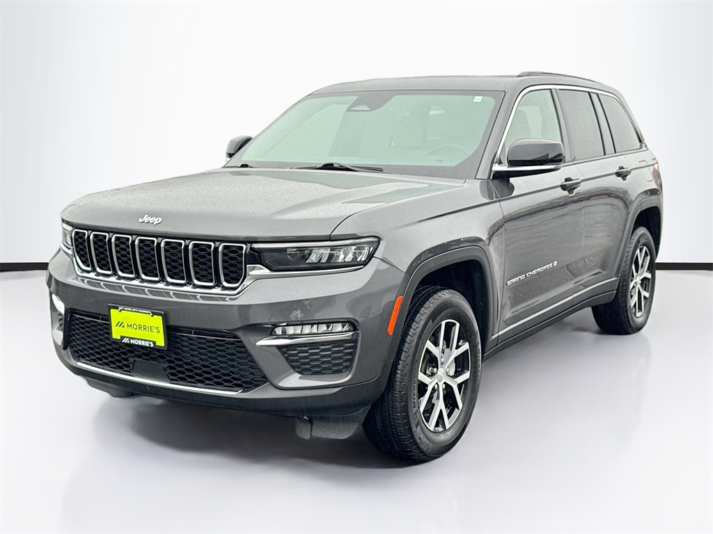 2024 Jeep Grand Cherokee Limited photo 3