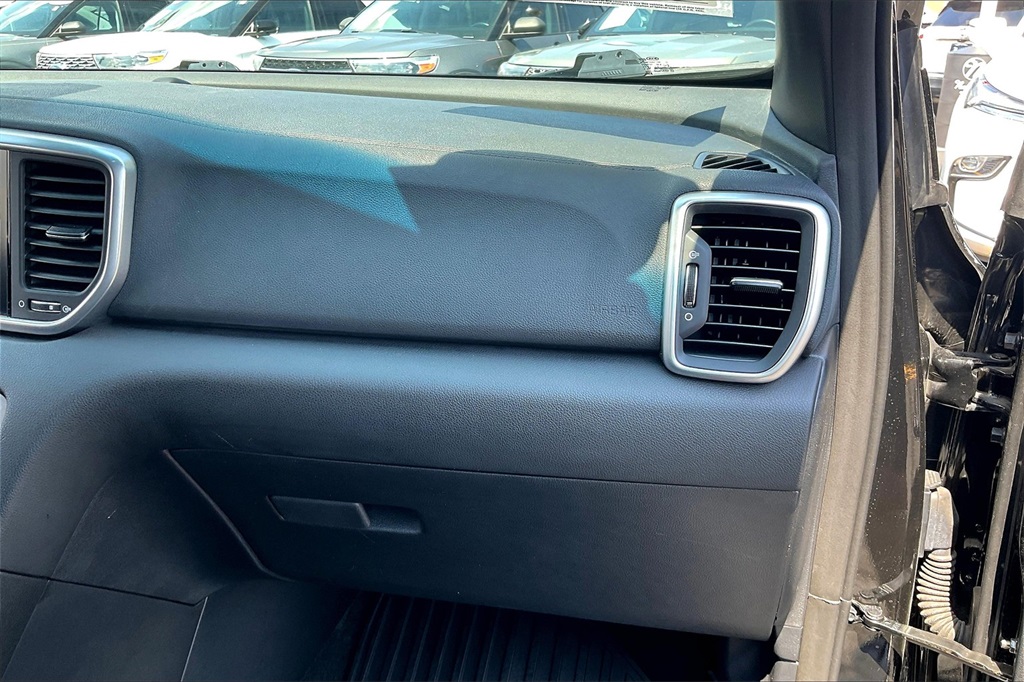 2021 Kia Sportage S Nightfall Edition photo 12