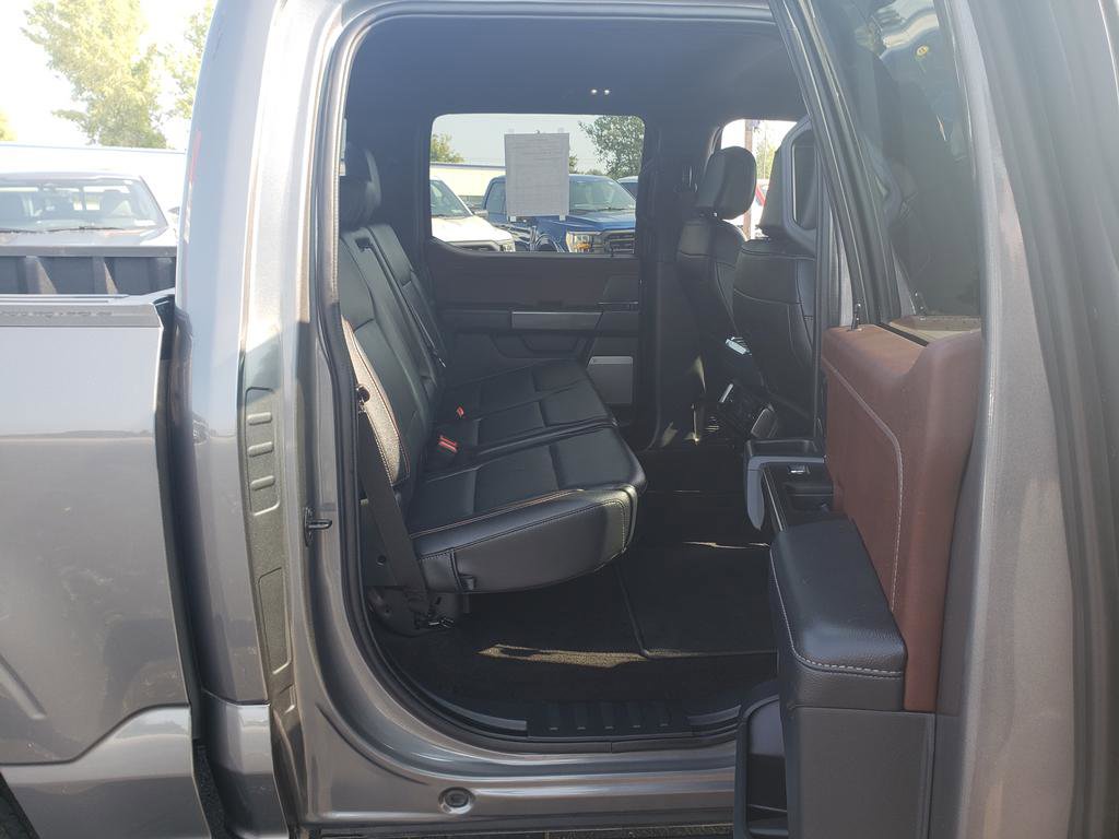2022 Ford F-150 Lariat photo 12