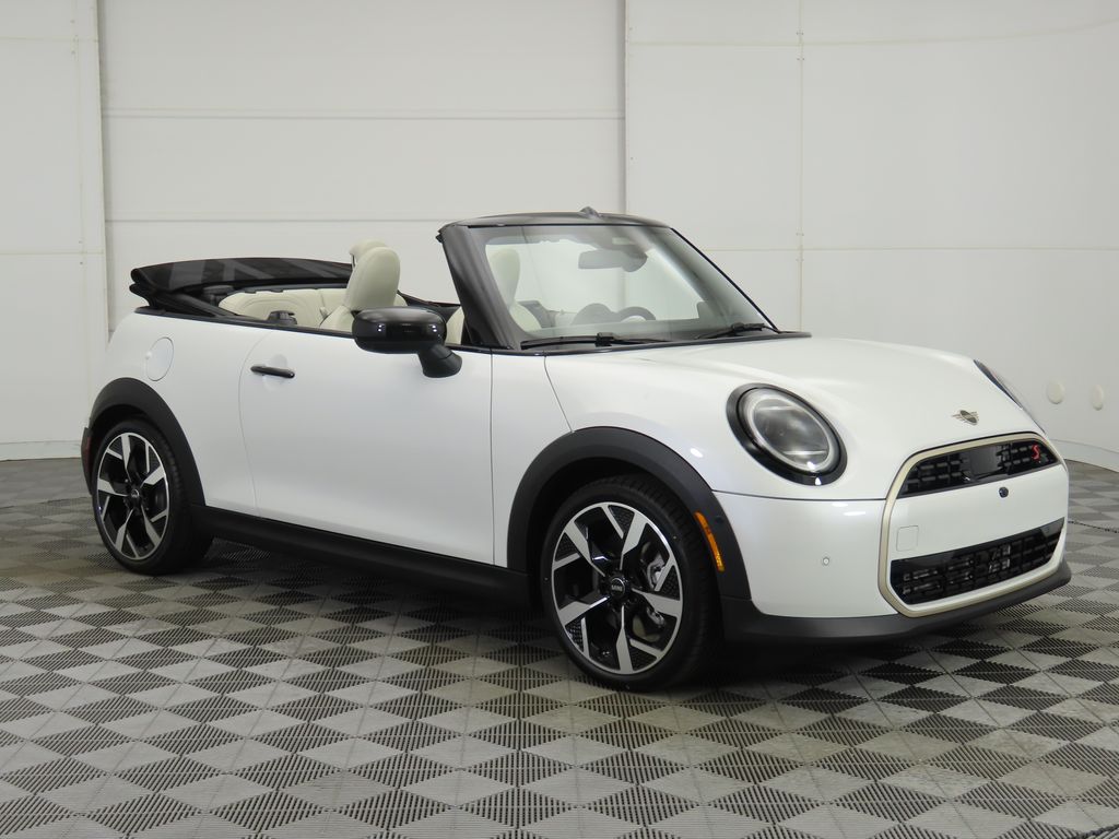 2026 Mini Cooper Convertible Iconic photo 3