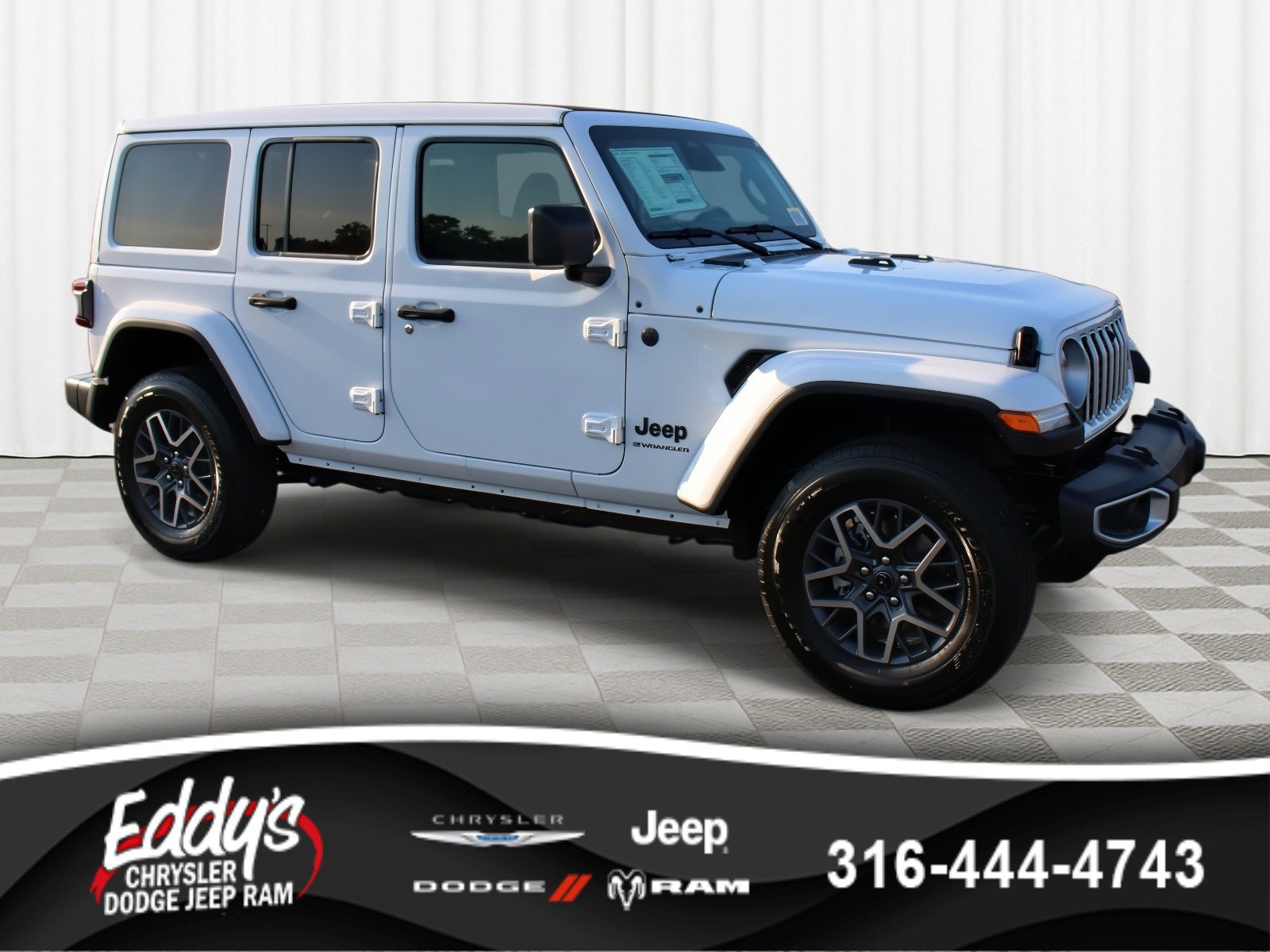2025 Jeep Wrangler 4-Door Sahara's photo