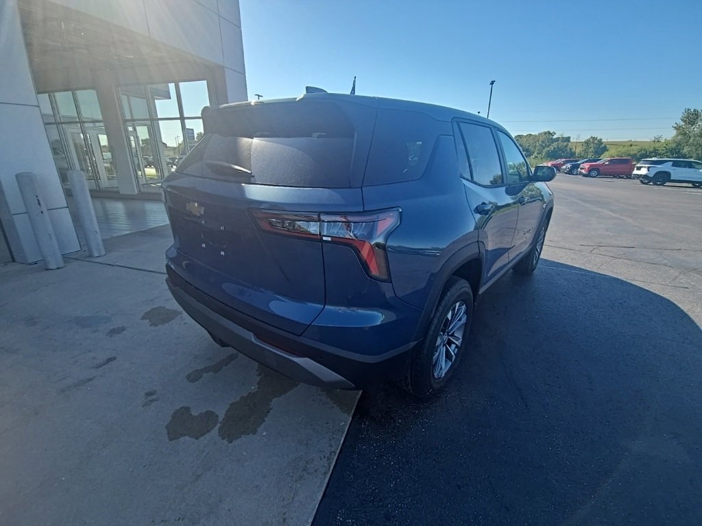 2026 Chevrolet Equinox LT photo 6